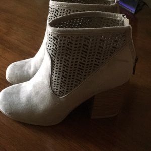 Ankle booties closed toes